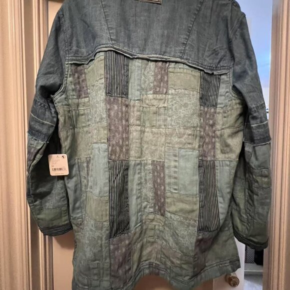 NWT We The Free Heritage Quilted Shirt Jacket - Picture 5 of 7